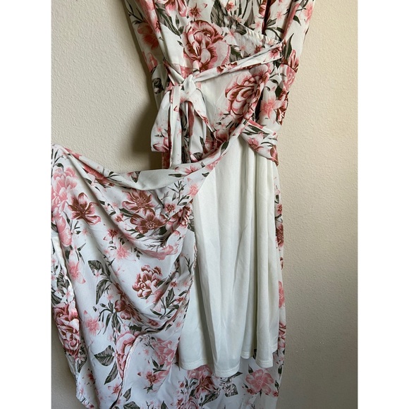 Floral Spring Dress🌸🌼✨ - Picture 2 of 2